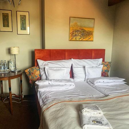 Leniwka Hotel Swiebodzin Ngoại thất bức ảnh