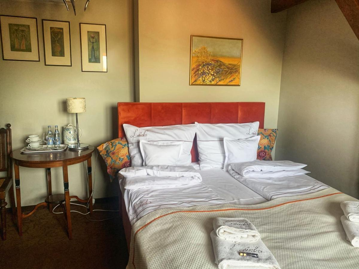 Leniwka Hotel Swiebodzin Ngoại thất bức ảnh