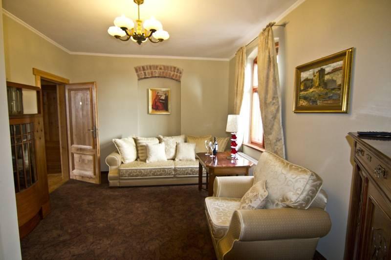 Leniwka Hotel Swiebodzin Ngoại thất bức ảnh