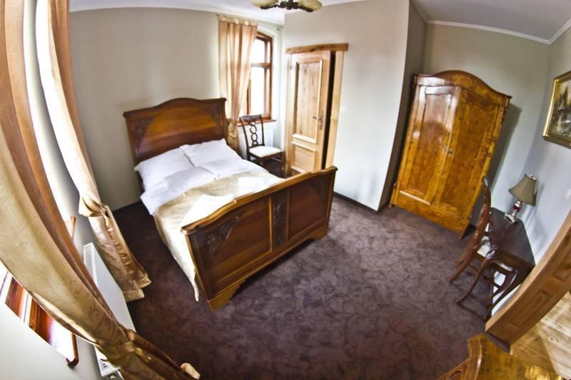 Leniwka Hotel Swiebodzin Ngoại thất bức ảnh