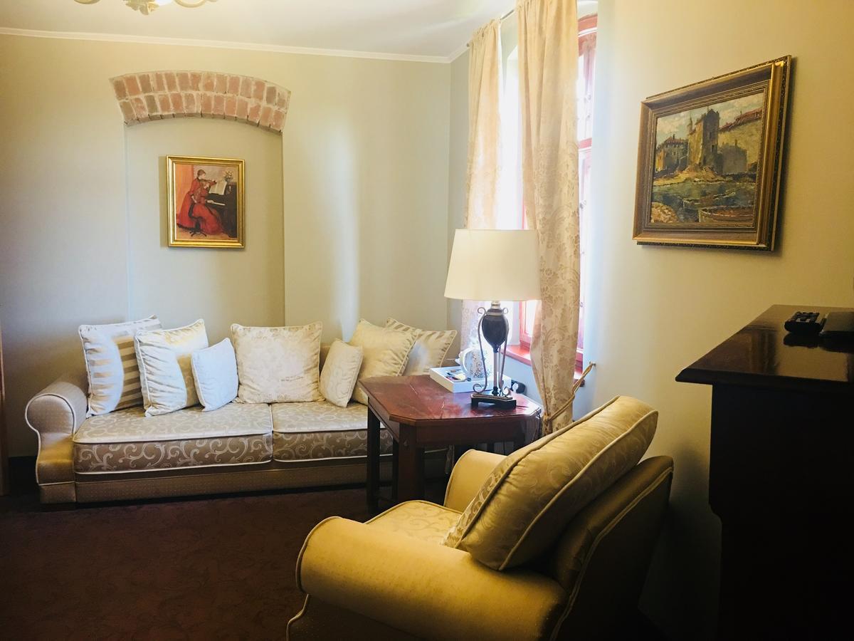 Leniwka Hotel Swiebodzin Ngoại thất bức ảnh