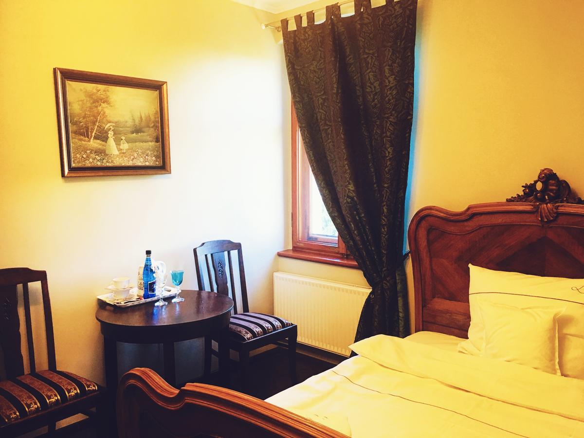 Leniwka Hotel Swiebodzin Ngoại thất bức ảnh